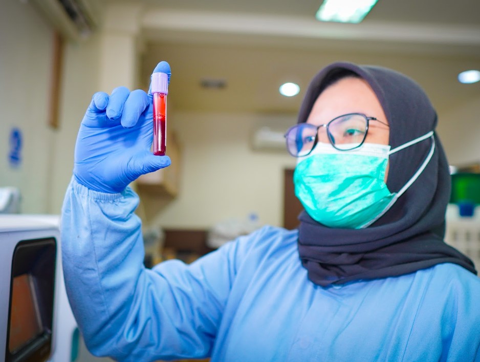 Peralatan Medis Dan Keselamatan Kerja